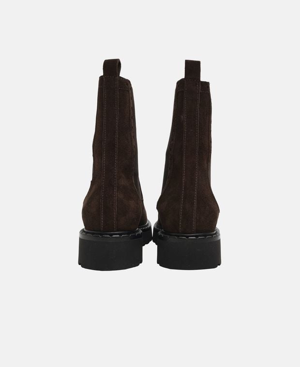 Chelsea Boots
