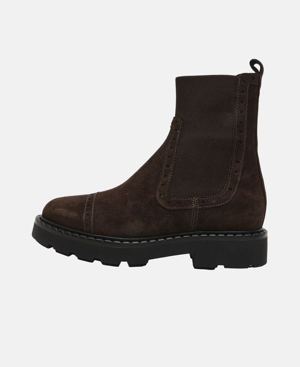Chelsea Boots