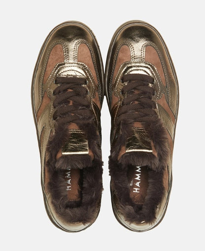 Sneaker