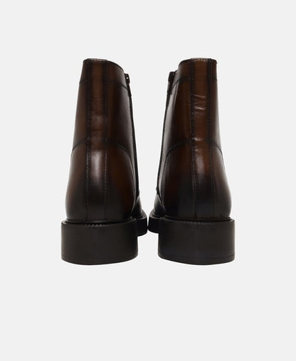 Schnürboots