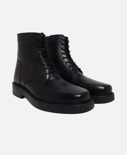 Schnürboots