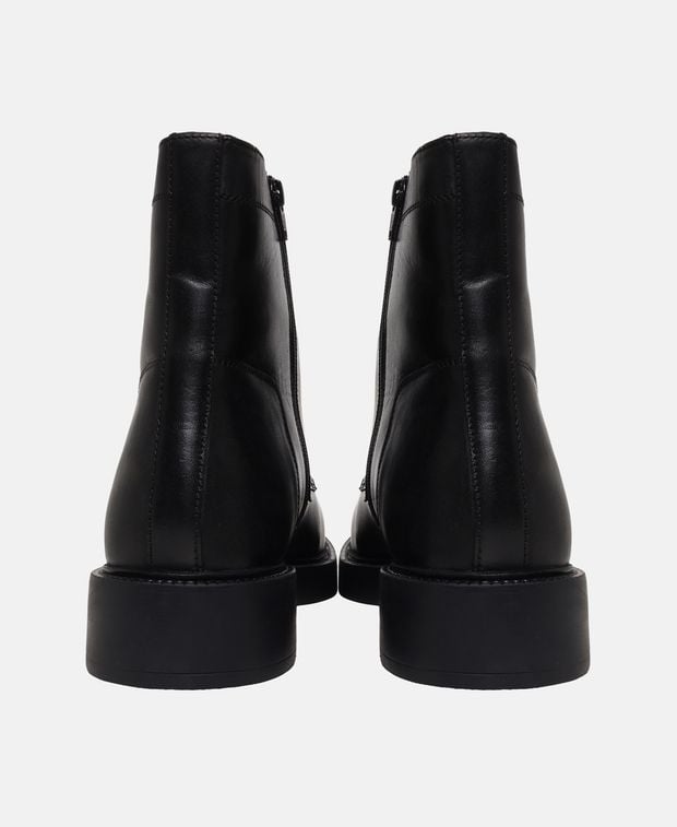 Schnürboots