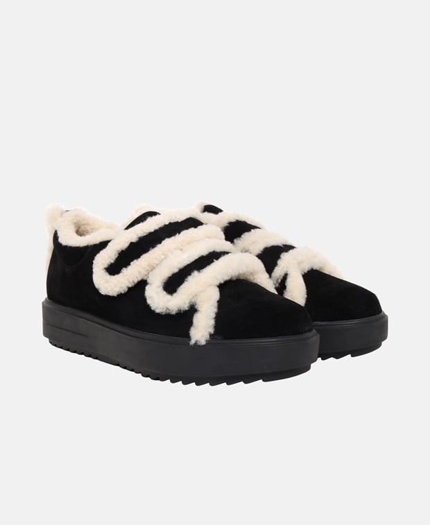 Sneaker