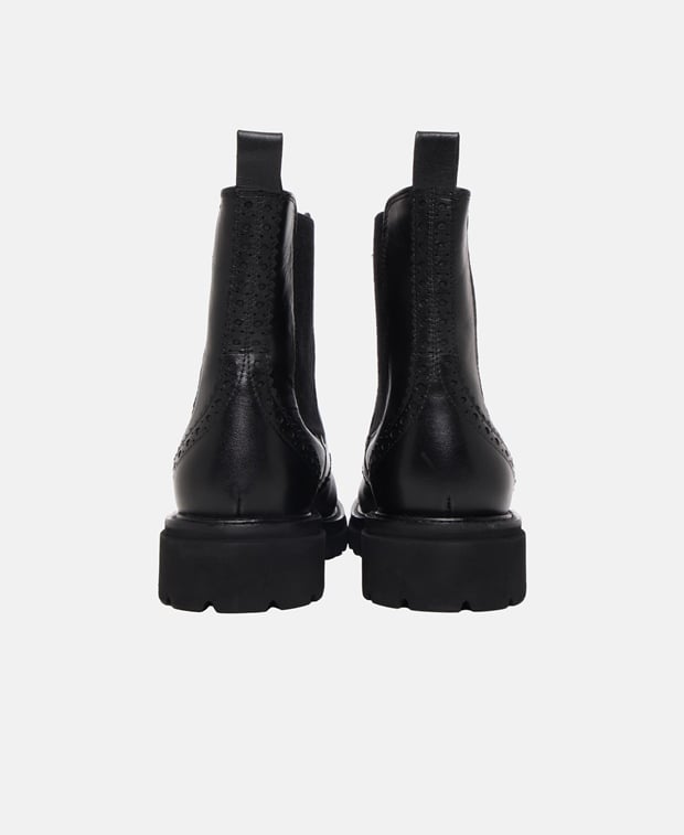 Chelsea Boots