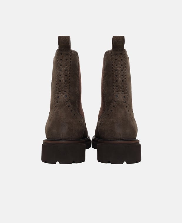 Chelsea Boots