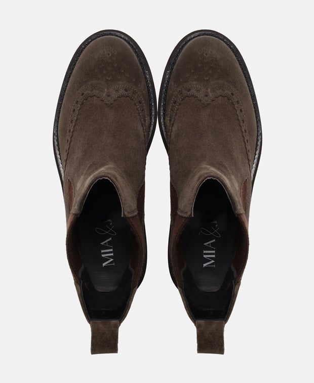 Chelsea Boots