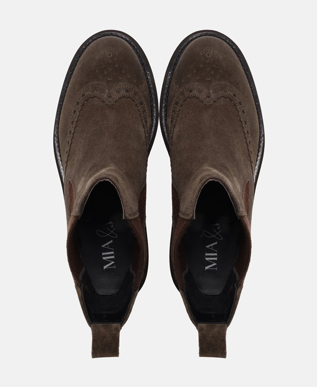 Chelsea Boots
