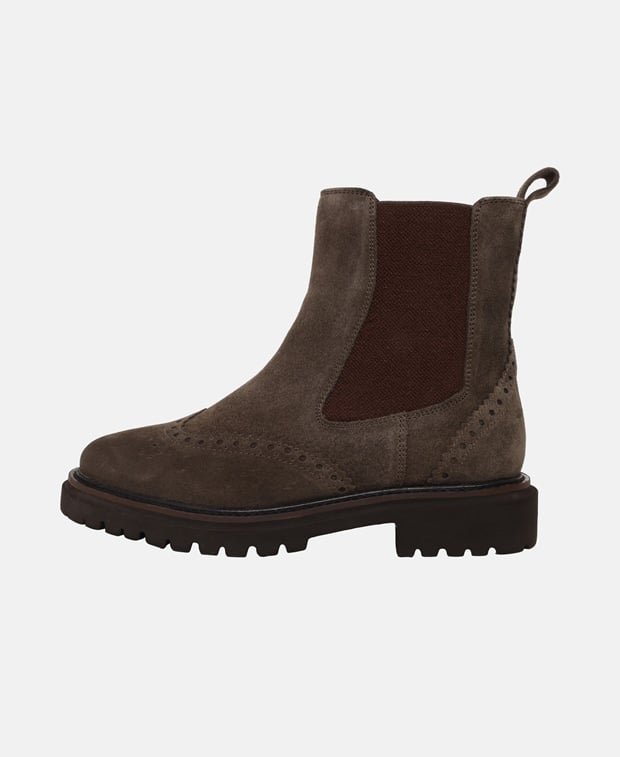 Chelsea Boots