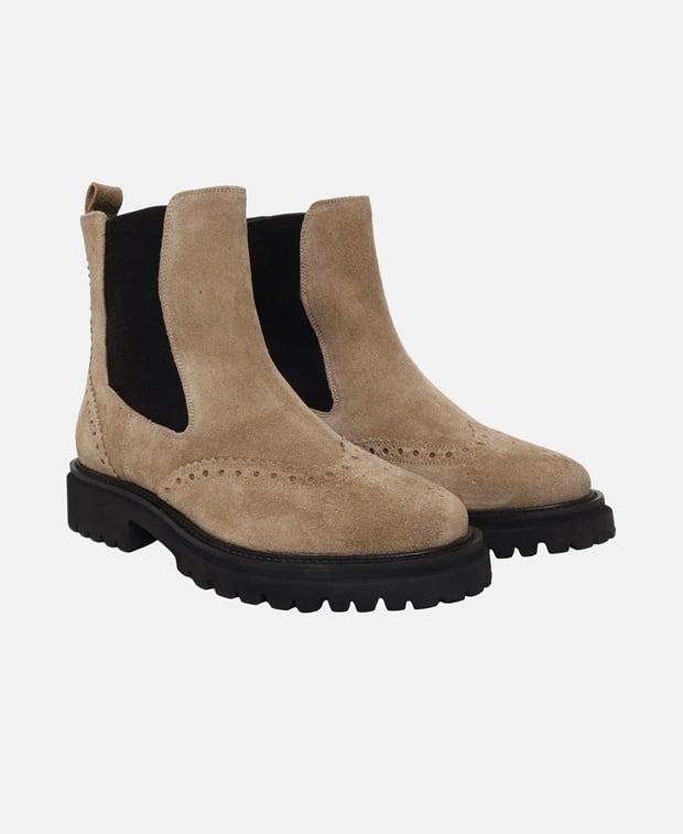 Chelsea Boots