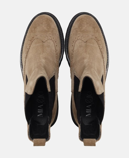 Chelsea Boots
