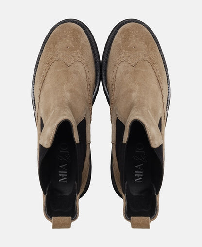 Chelsea Boots