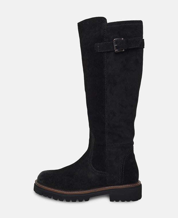 Wadenhohe Stiefel