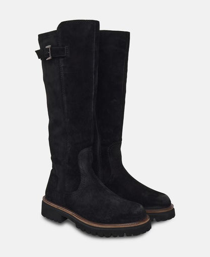 Wadenhohe Stiefel