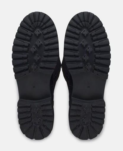 Wadenhohe Stiefel