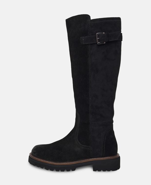 Wadenhohe Stiefel