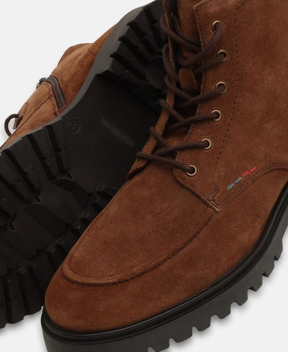 Schnürstiefeletten