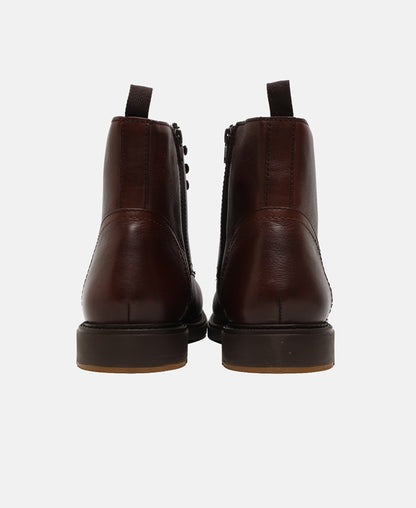 Schnürstiefeletten