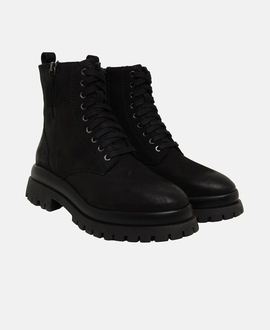 Schnürstiefeletten