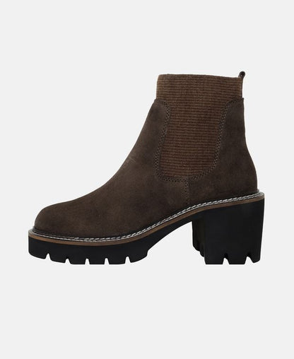 Chelsea Boots