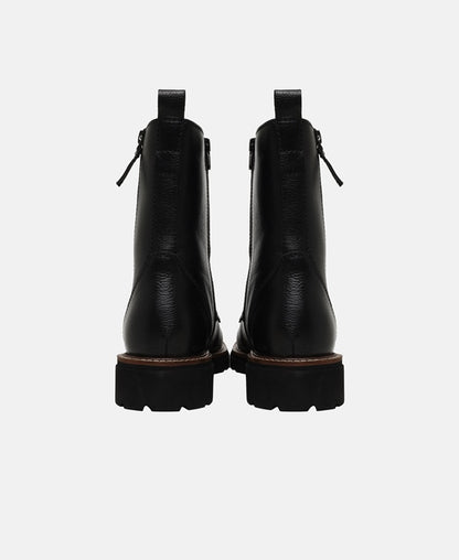 Schnürstiefeletten