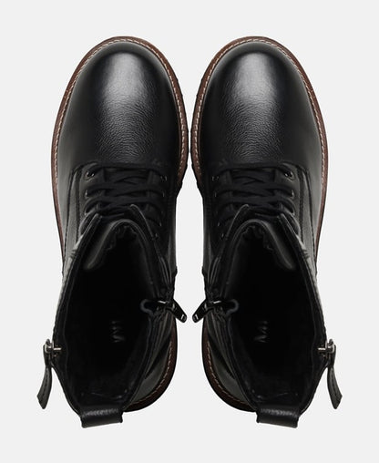 Schnürstiefeletten