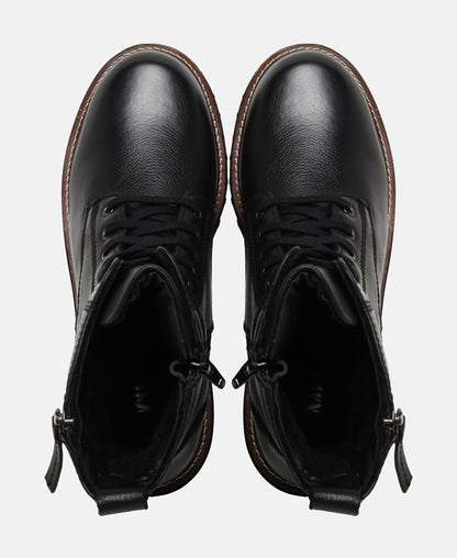 Schnürstiefeletten