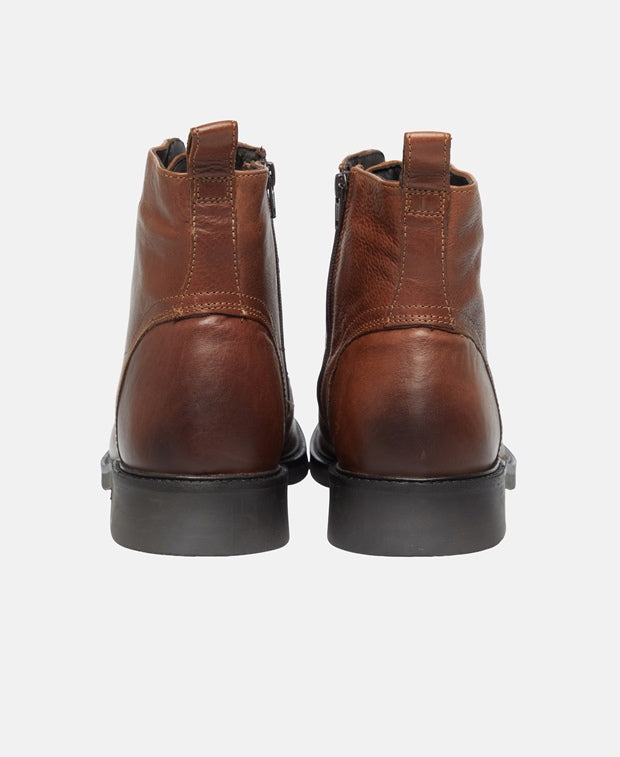 Schnürstiefeletten