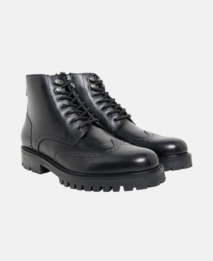 Schnürstiefeletten