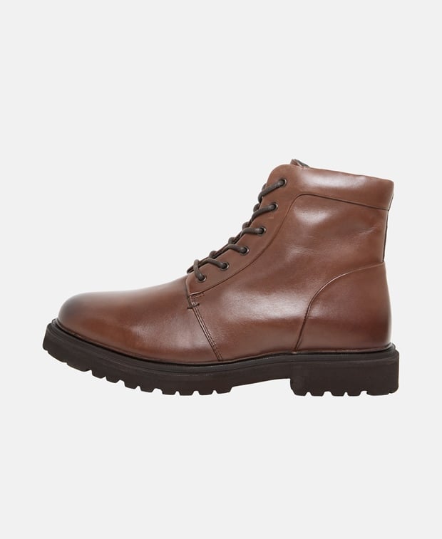 Schnürstiefeletten