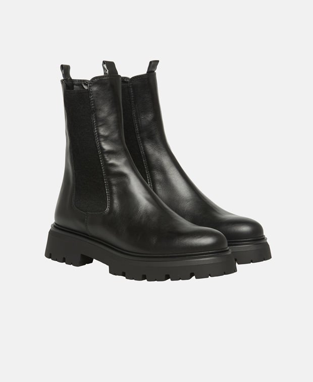 Chelsea Boots