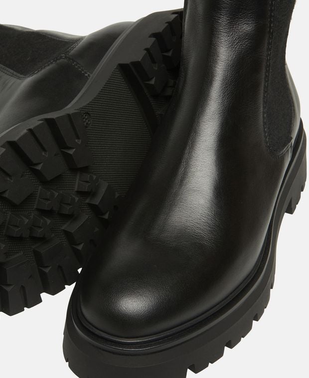Chelsea Boots