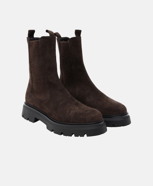 Chelsea Boots
