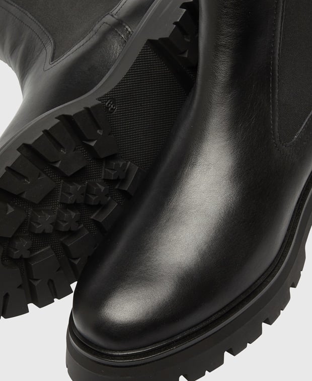 Chelsea Boots