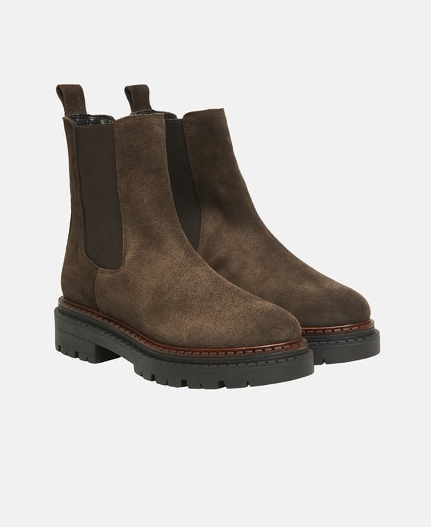 Chelsea Boots