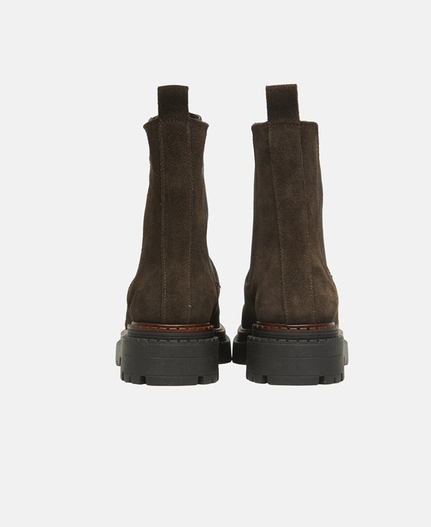 Chelsea Boots