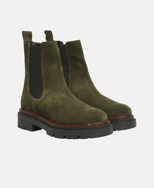 Chelsea Boots