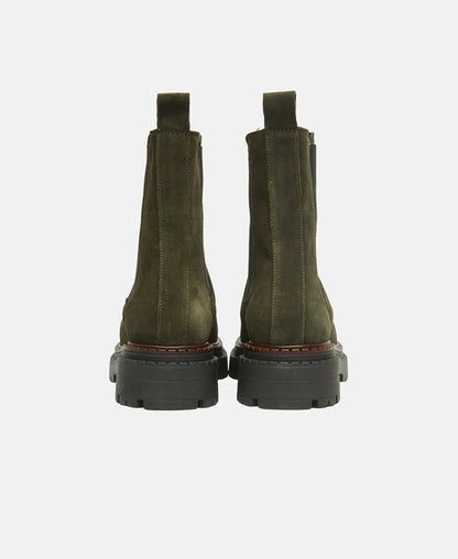 Chelsea Boots