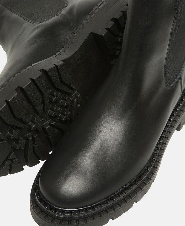 Chelsea Boots