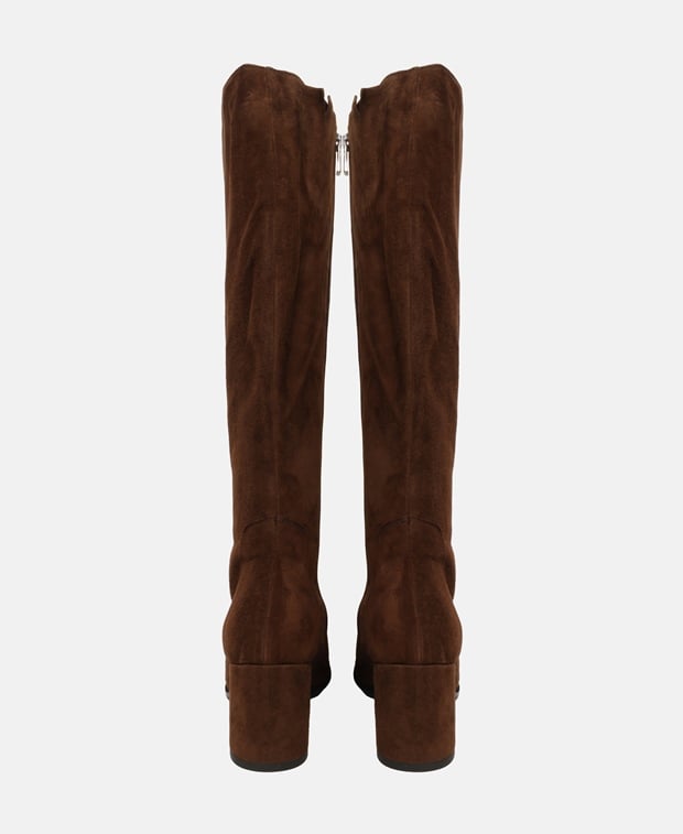Wadenhohe Stiefel