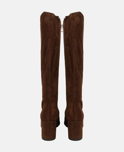 Wadenhohe Stiefel