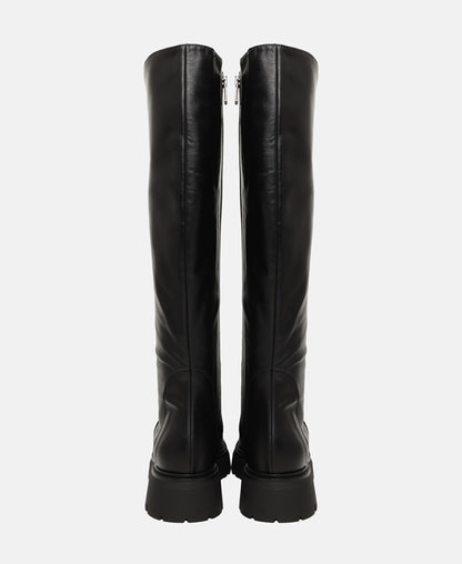 Wadenhohe Stiefel