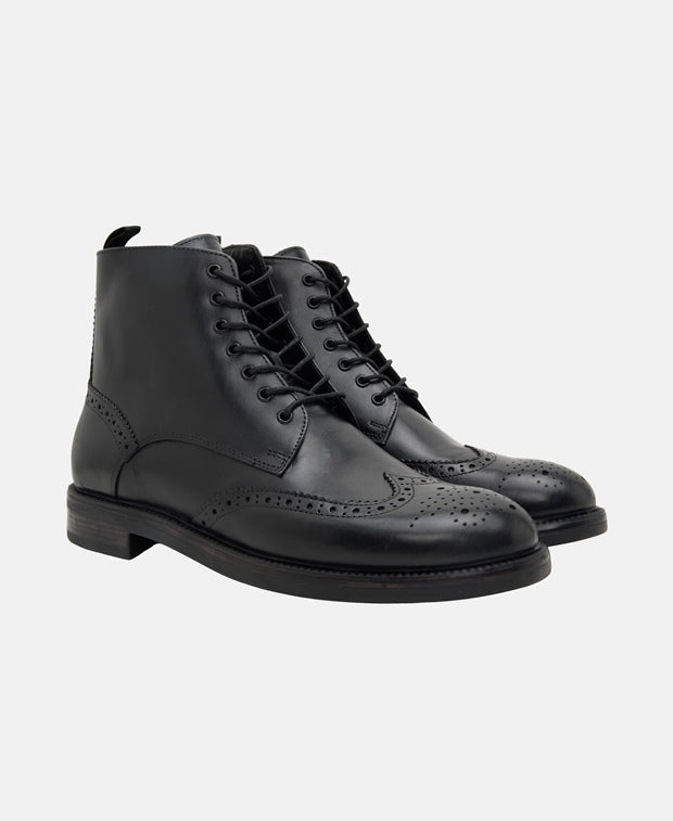 Schnürstiefeletten