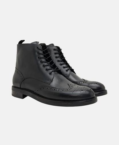 Schnürstiefeletten