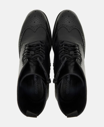 Schnürstiefeletten