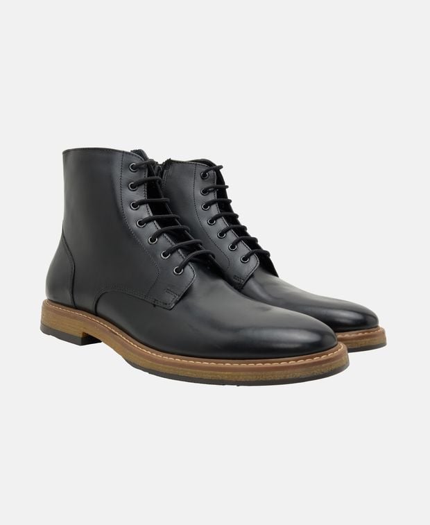 Schnürboots