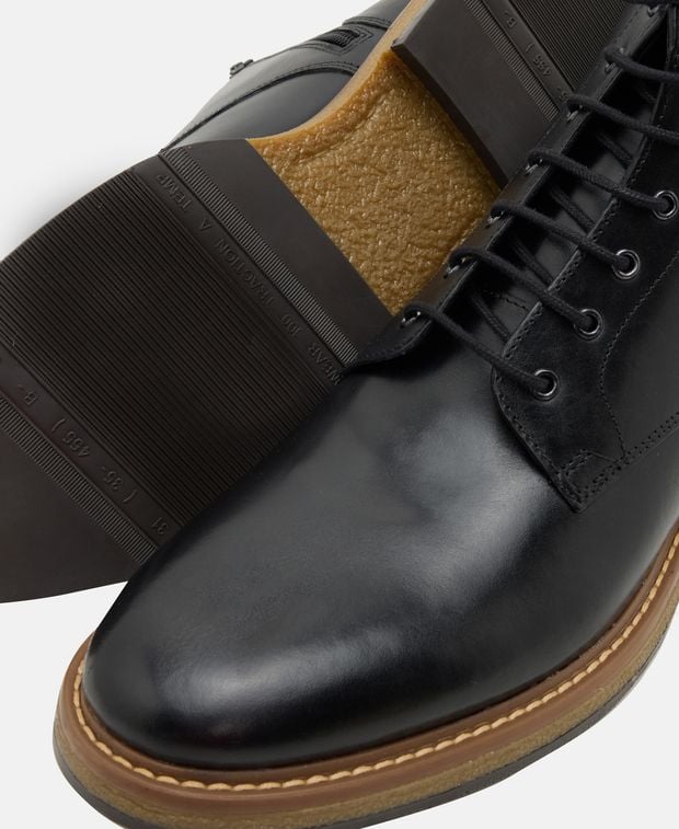 Schnürboots
