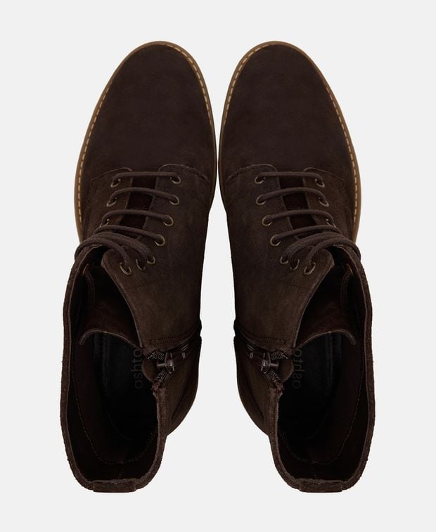 Schnürboots