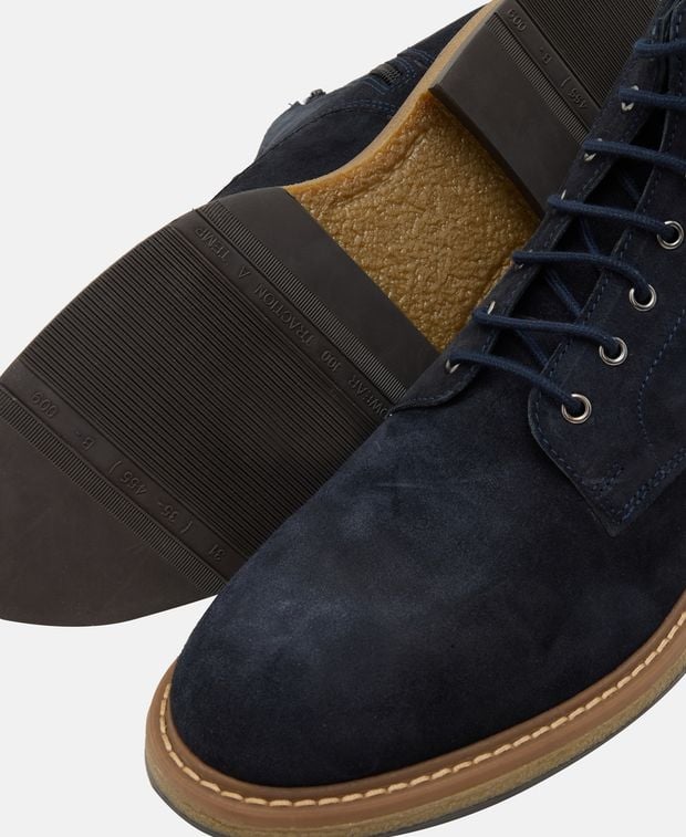 Schnürboots