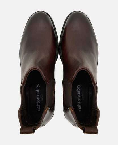 Chelsea Boots