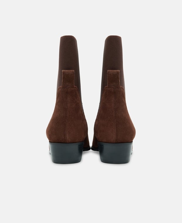 Chelsea Boots
